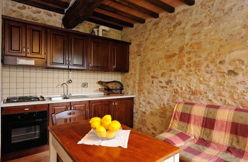 Giano dell'Umbria Other | Appartamento Tulipano con Piscina
