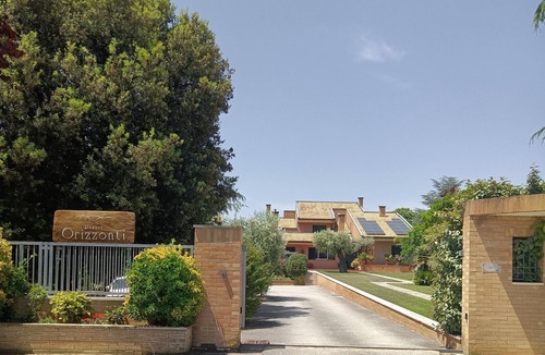 Sant'Elpidio a Mare Apartment | Appartamento L'alloro con Piscina