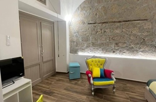 Santa Maria A Vico Apartment | Appia Apartment Trifoglio-Easy connects to Neaples, Caserta RoyalPalace, others