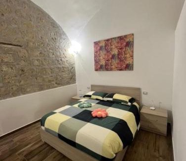 Santa Maria A Vico House | Appia Apartment - Camera Trifoglio
