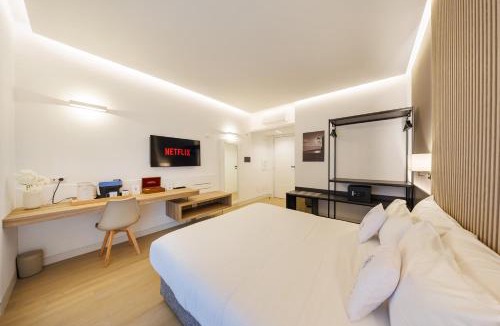 Fuorigrotta House | Arya Guest House