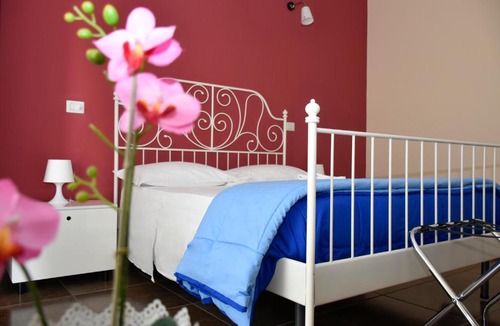Caianello Bed & Breakfast | Ascot Holiday Home
