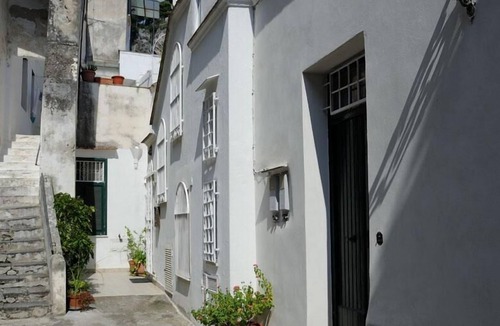 Amalfi Apartment | ATRANI "CASA ROSSA" AMALFI COAST WITH SEA VIEW