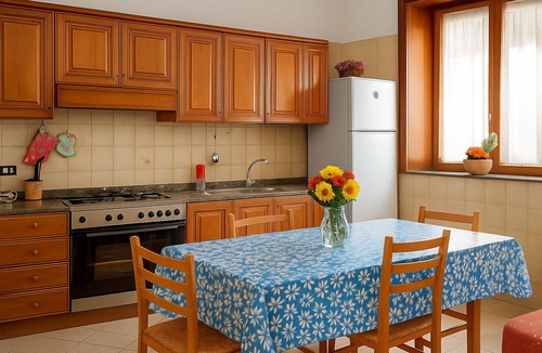 Quadrelle Apartment | Avellino Apartment in a quiet and safe hillside village - "Villa Palmira"