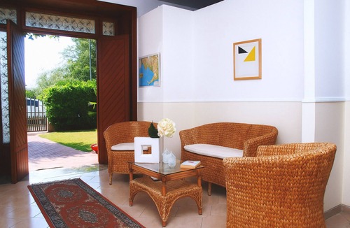 Quadrelle Apartment | Avellino Apartment in a quiet and safe hillside village - "Villa Palmira"