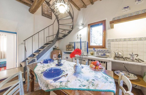 Monteroni d'Arbia House | Awesome home in Monteroni d´Arbia SI