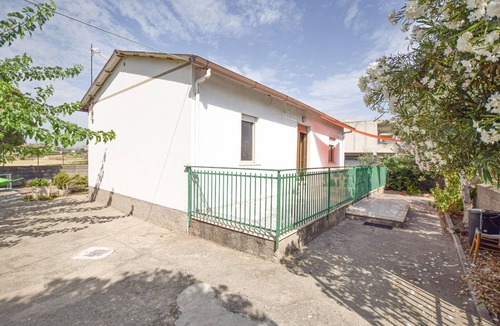 Marina di Strongoli House | Awesome home in Marina di Strongoli