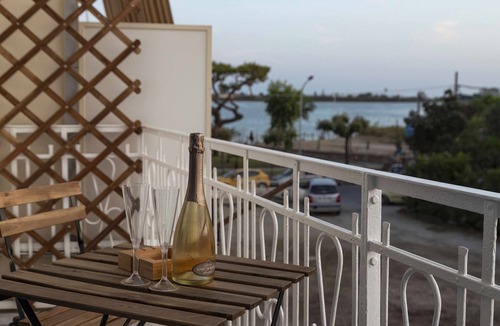 Bacoli Apartment | B&B Angelica - Yellow