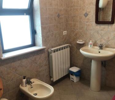 Pesche Apartment | B&B Il Medioevo