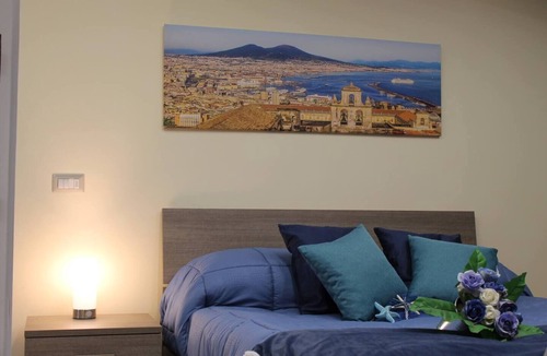 Meta Bed & Breakfast | B&B Lady Cristina located in an ancient 18th century building near the sea and bus stop. xx
