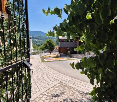 Cusano Mutri Bed & Breakfast | B&B TraMonti