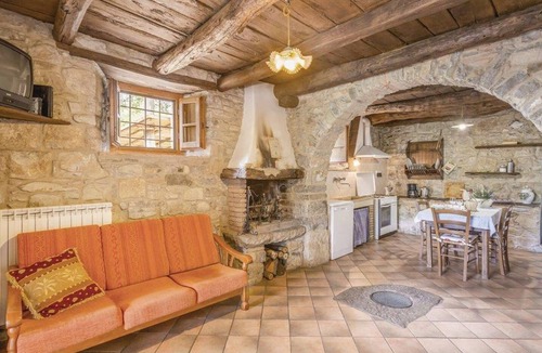 Ortignano Raggiolo Villa | Baciola - Five Bedroom Villa, Sleeps 10