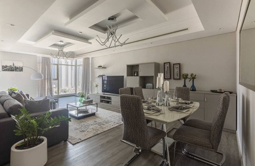 Jumeirah Lake Towers Apartment | Beautiful and Cozy 2BR Apt in JLT - Sleeps 4!