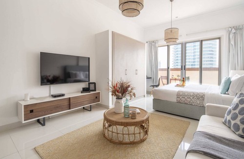 Dubai Sports City Apartment | Beautiful and Spacious Studio in Sports City