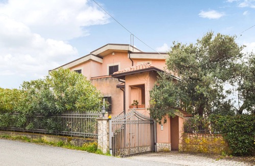 Bonifati Apartment | Beautiful apartment in Bonifati