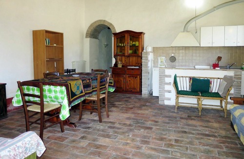 Bagnoregio Villa | Beautiful apartment in villa for 2 guests with pool, WIFI and patio