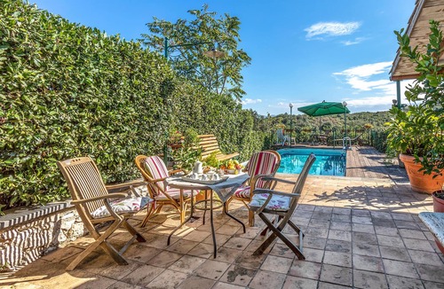 Marciano Freddo House | Beautiful cottage with historic charm in the countryside with private pool.