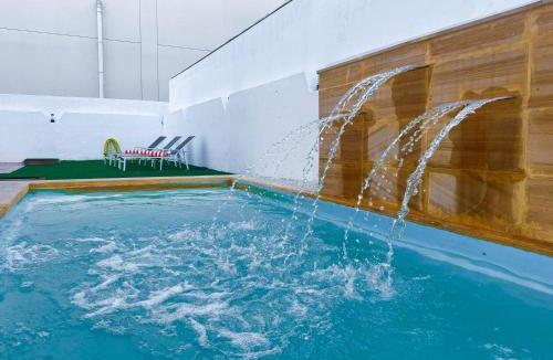 Umm Suqeim 3 Villa | Beautiful private villa with pool