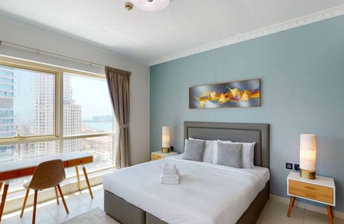 Dubai Marina Apartment | Beautiful Two Bedroom in The Marina