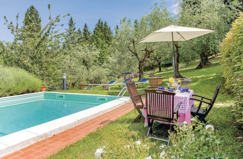 Rignano sull'Arno Villa | Beautiful villa for 6 guests with WIFI, private pool, TV and panoramic view