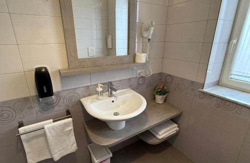 Secondigliano Bed & Breakfast | Bed and Breakfast Aereoparking