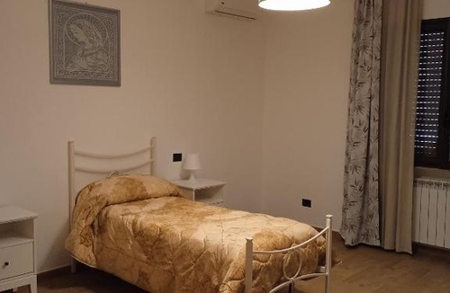 Cinquefrondi Bed & Breakfast | Bed and Breakfast Il Sole -Cinquefrondi