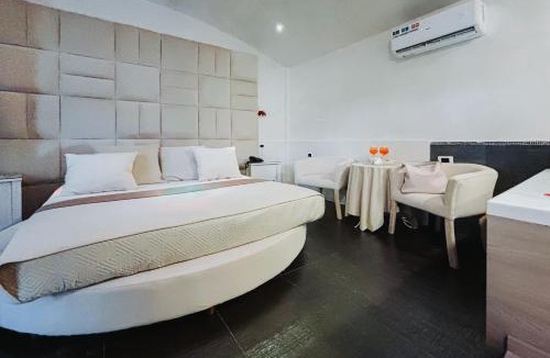 Marina di Varcaturo Hotel | Bee Queen Hotel