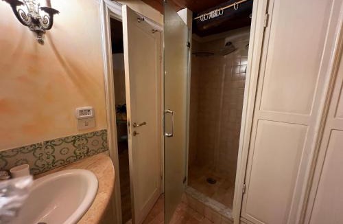 Quartieri Spagnoli House | Bella Mbriana rooms