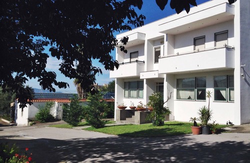 Trecase House | Belvilla by OYO Pompei