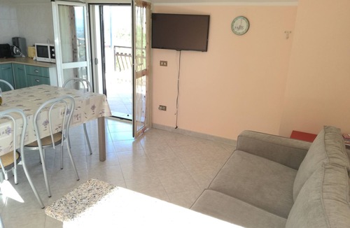 Colfelice Apartment | Between (Rome, Tivoli Fountain, Pompeii, Caserta Palace, Capri, Sorrento)
