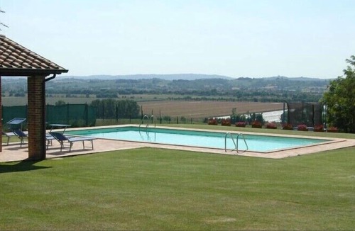 Le Piazze Villa | Big and Old stone farmhouse with private pool, beautiful landscape!