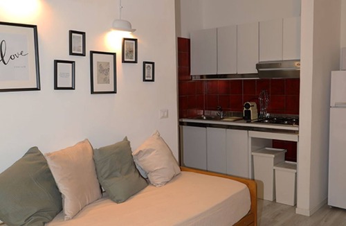 Alba Apartment | BLANCOHOUSE APARTMENT WITH POOL AND GARDEN