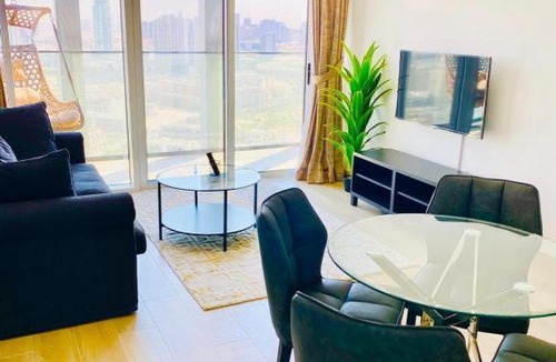 Jumeirah Village Circle Apartment | Bloom Tower Apartment, Dubai