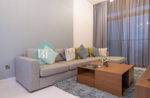 Dubai Apartment | Bloomfields Modern 2BR In Arabian Gate.