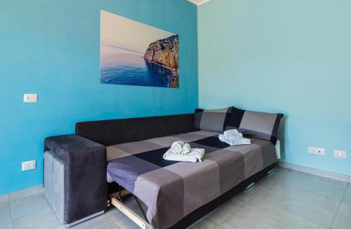 Meta Apartment | Blue Sky Sorrento Apartment FREE PARKING