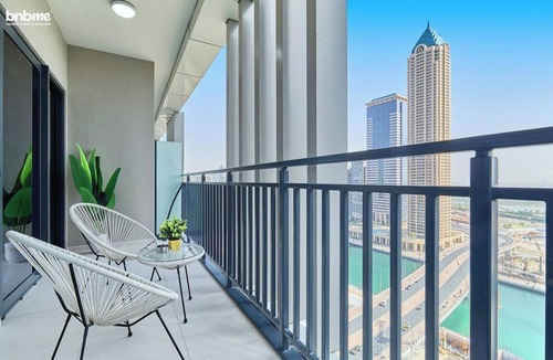 Downtown Dubai Apartment | bnbme | Luxury Stay in Business Bay near Dubai Mall