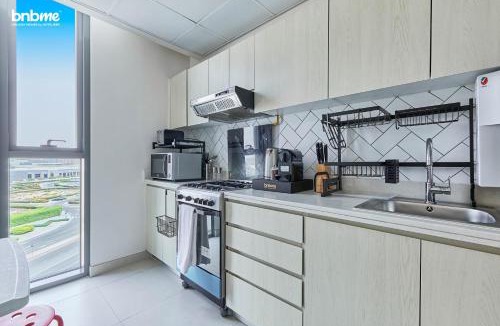 Dubai Production City Apartment | bnbmehomes - Afnan 4 - Midtown