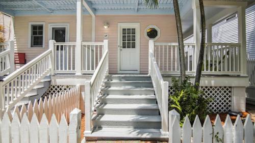 Key West House | Bogeys Retreat by AvantStay