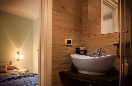 Baselice Bed & Breakfast | Borgo Sciugolo B&B Moon Room