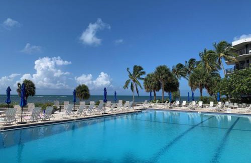 Key West House | Botanical Island Delight