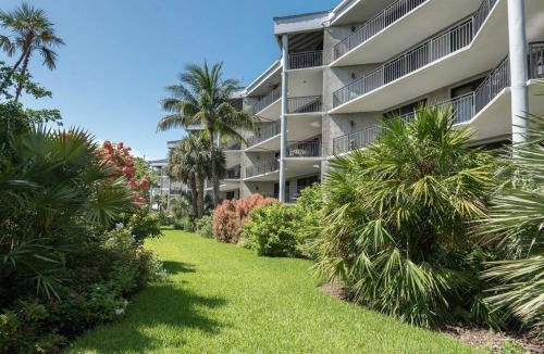 Key West House | Botanical Island Delight