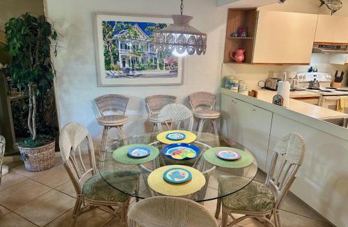 Key West House | Botanical Island Delight