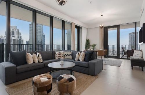 Downtown Dubai Apartment | Breathtaking City Views From DT Apt with Terrace