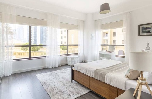 Dubai Marina Apartment | Bright and Stylish 1BR in JBR with Dubai Eye view!