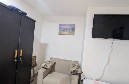 International City Apartment | Budget Rooms in marvelous Dubai with WiFi, AC