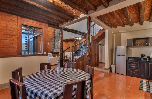 Roble Ski Chalet | Cabin in the Clouds