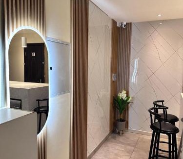 Business Bay Hotel | Capsule Hostel Room in Business Bay Near Downtown