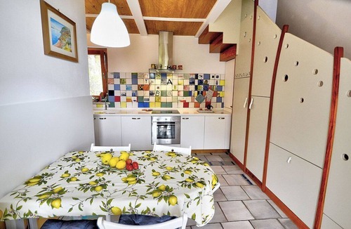 Furore House | Casa Alcea: A characteristic and welcoming three-story independent house made of stone, with Free WI-FI.