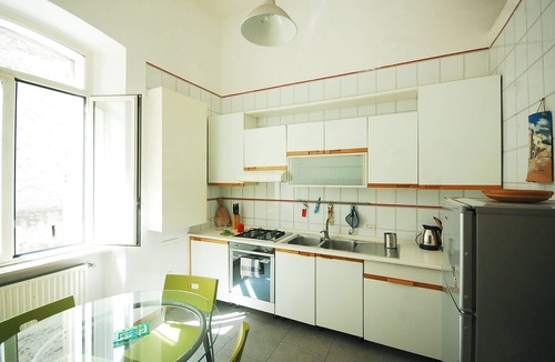 San Ferdinando Apartment | Casa Borgo Marinari: sunny and modern apartment at the foot of the Castel dell'Ovo