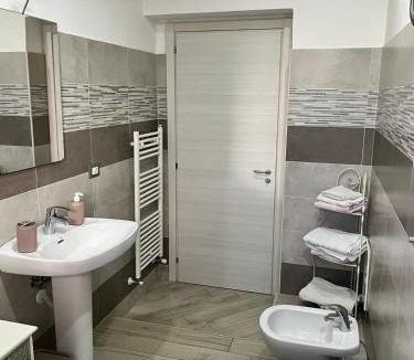 Piazza-Tralia-Pendolo Apartment | Casa Bruna Tettoia